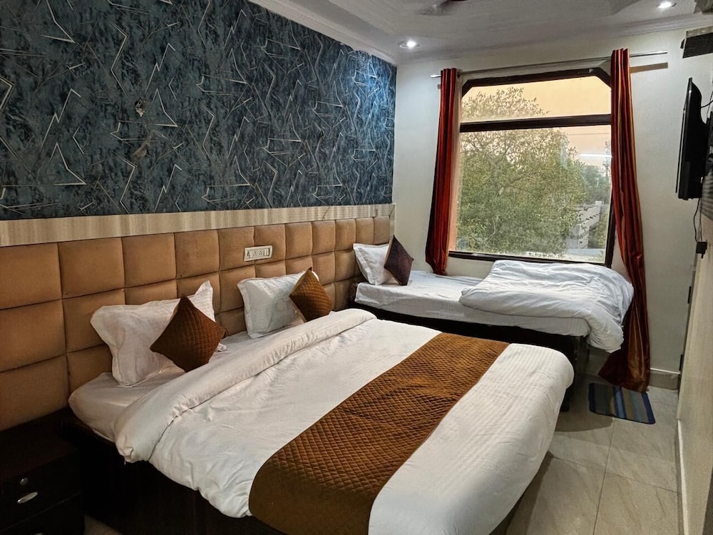 Hotel Akash Continental