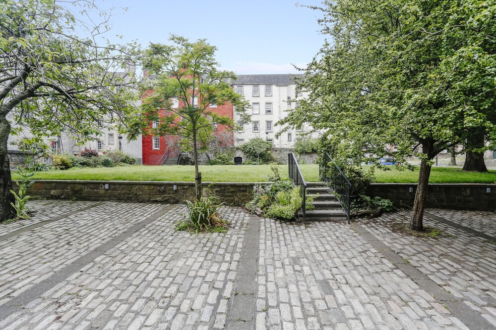 Edinburgh Landmarks Apartments