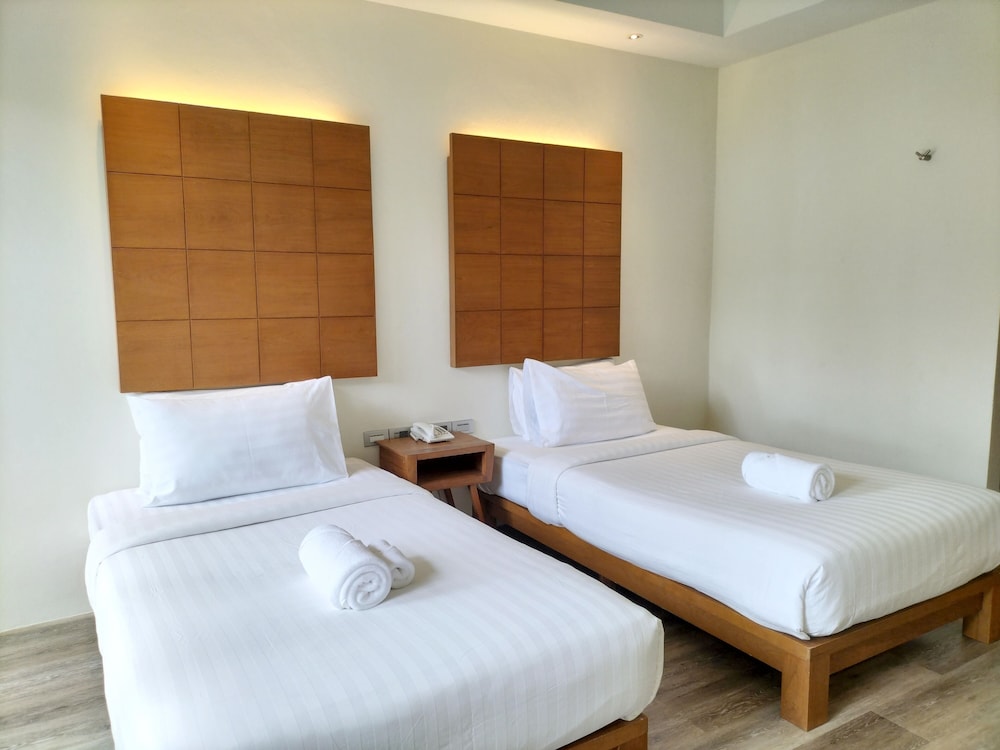 Nest Sense Resort