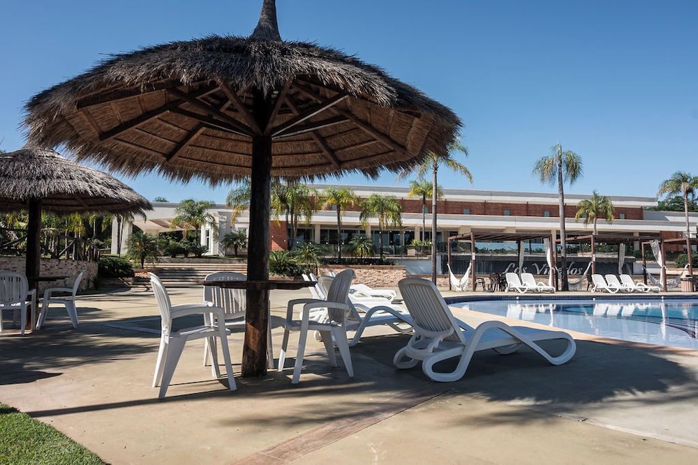 Papalo Resort Hotel