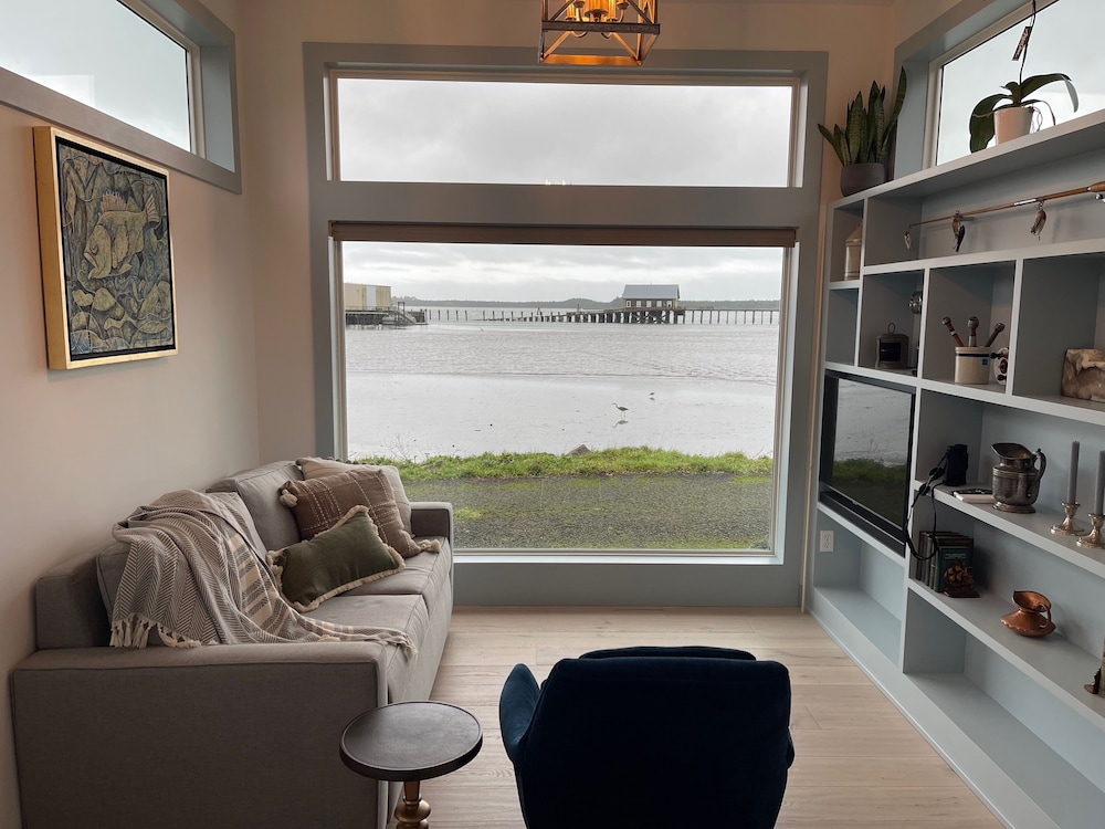 Cottages Above the Tide view 2