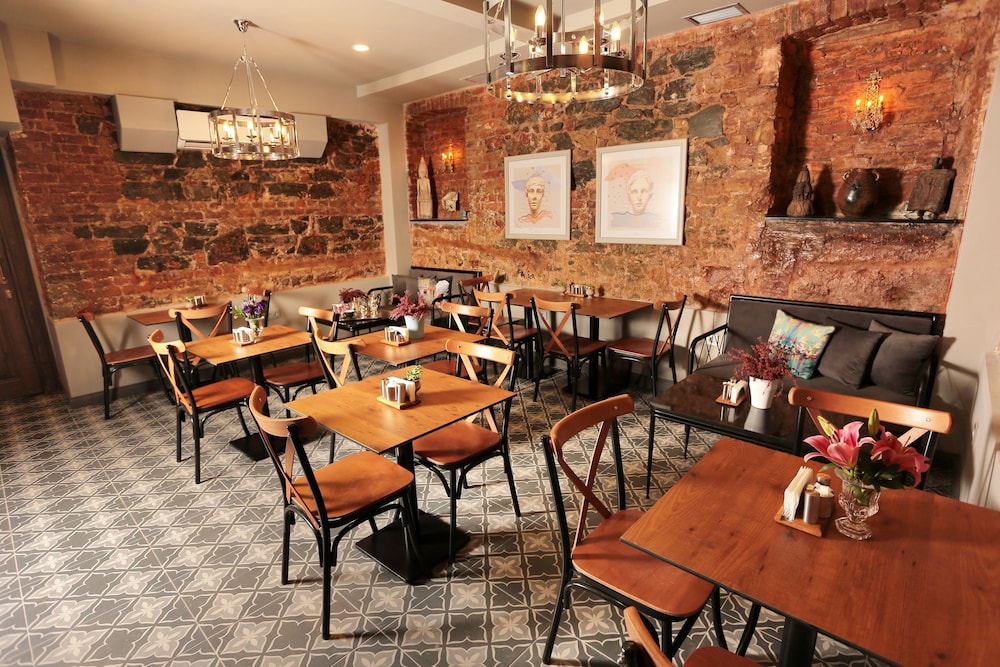 Ferman Pera - Image 73