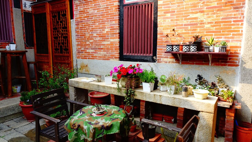 Pearl Coffee Guest House