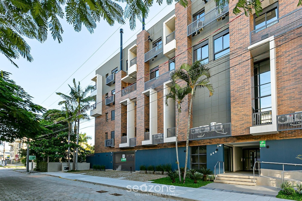 Ap a Cond. w/ Pool and Gym, 350m the Beach Jpr212