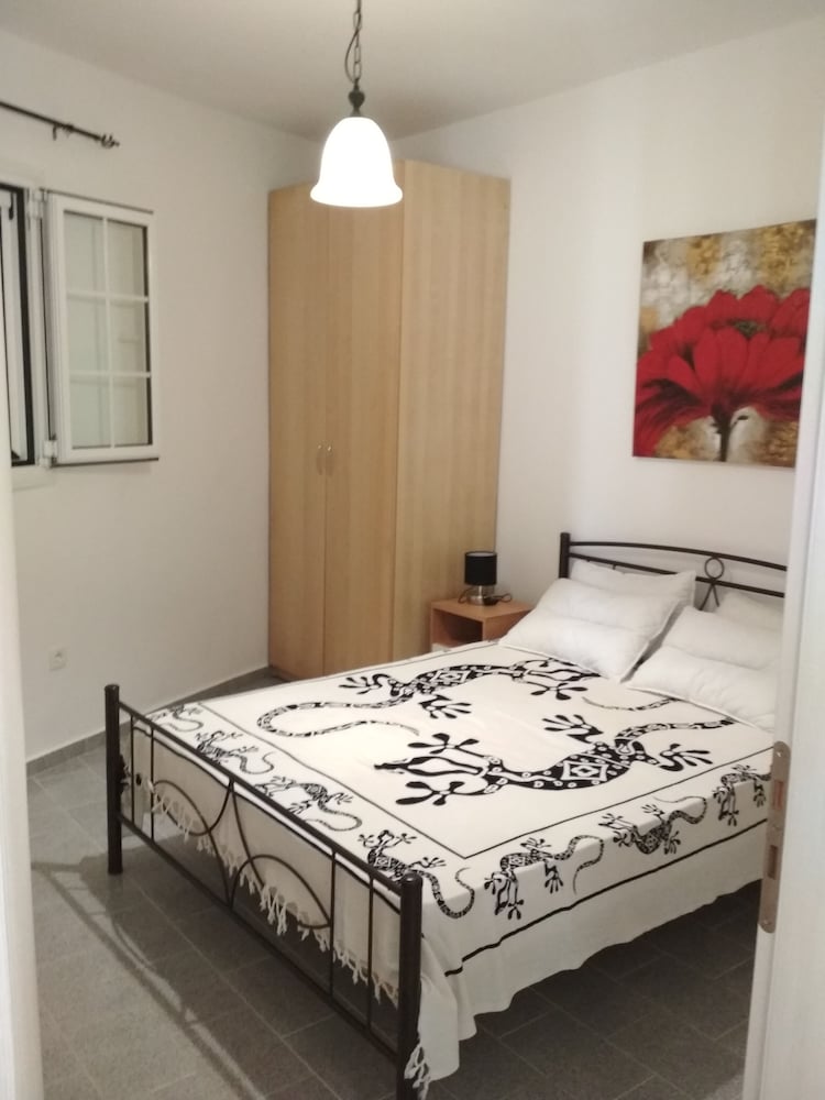 Oskars Studios & Apartments view 4
