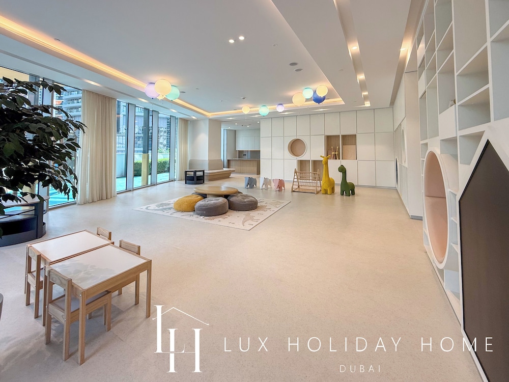 LUX The Grande Signature Skyline Suite