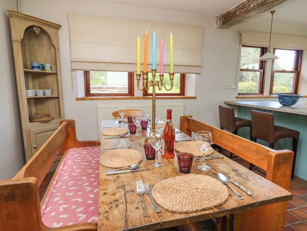 Oak Apple Cottage