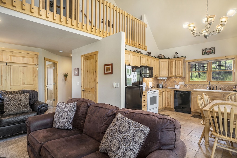 Cozy Solitude Cabins - Estes Park CO