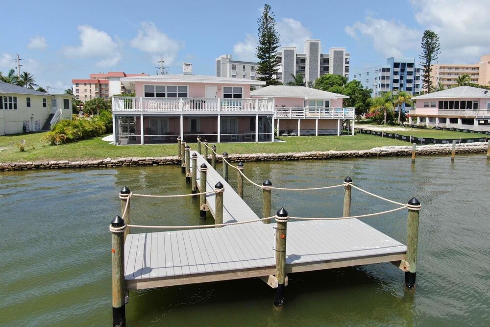 Estero Island Apartment With Boat Dock view 2