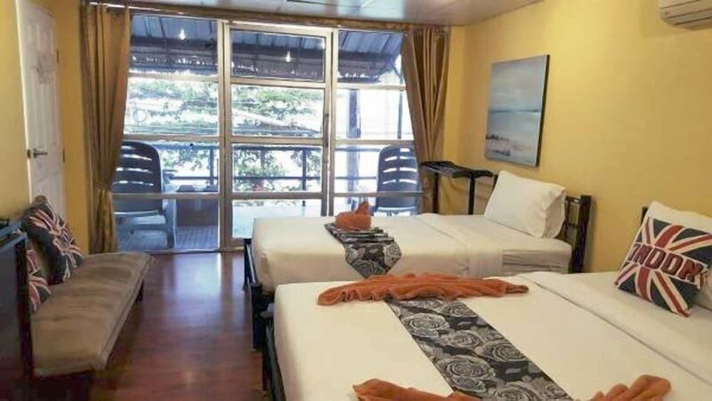 Zone6 Coworking Beach Apartment