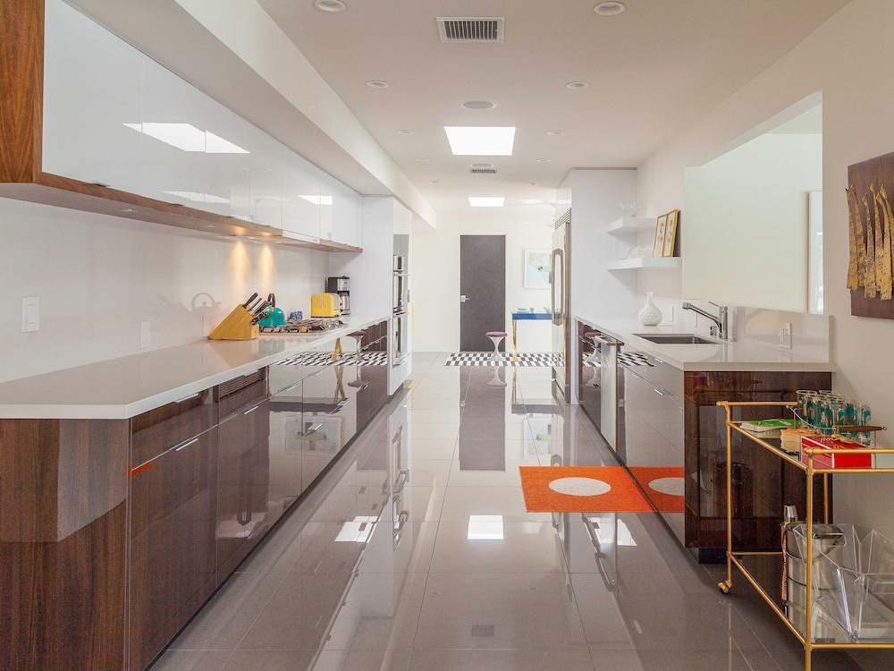Palm Springs Vacations - Spero Estate - Property Image 46