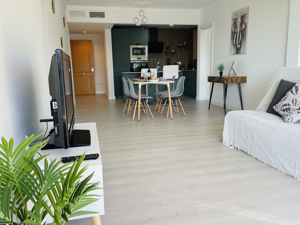 Apartamento Altos de Tamango con Vistas y Pisicina