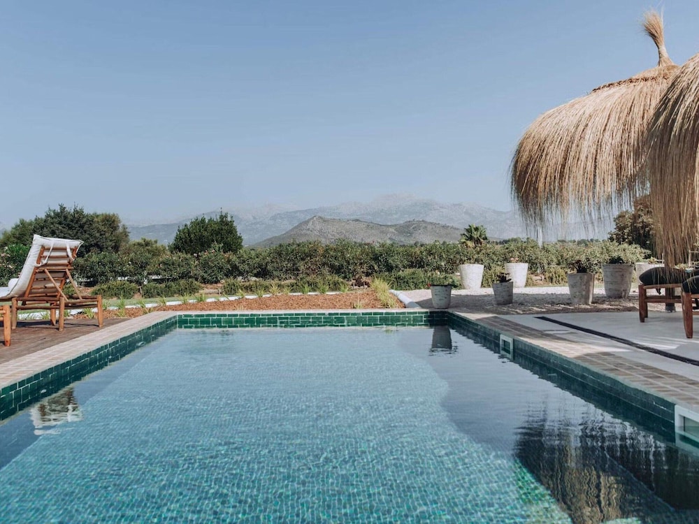 Lavish Villa With Private Pool