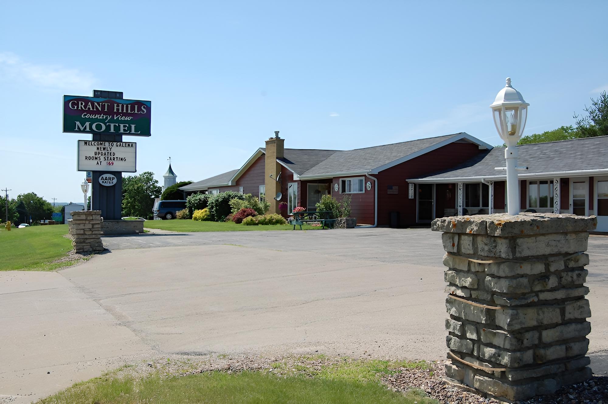 Galena Vacations - Grant Hills Motel - Property Image 11