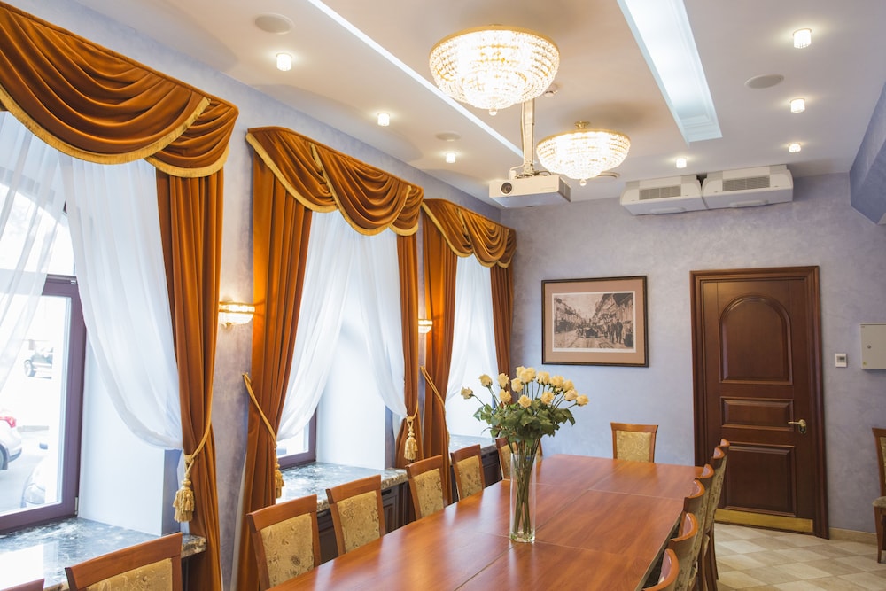 Garni Hotel