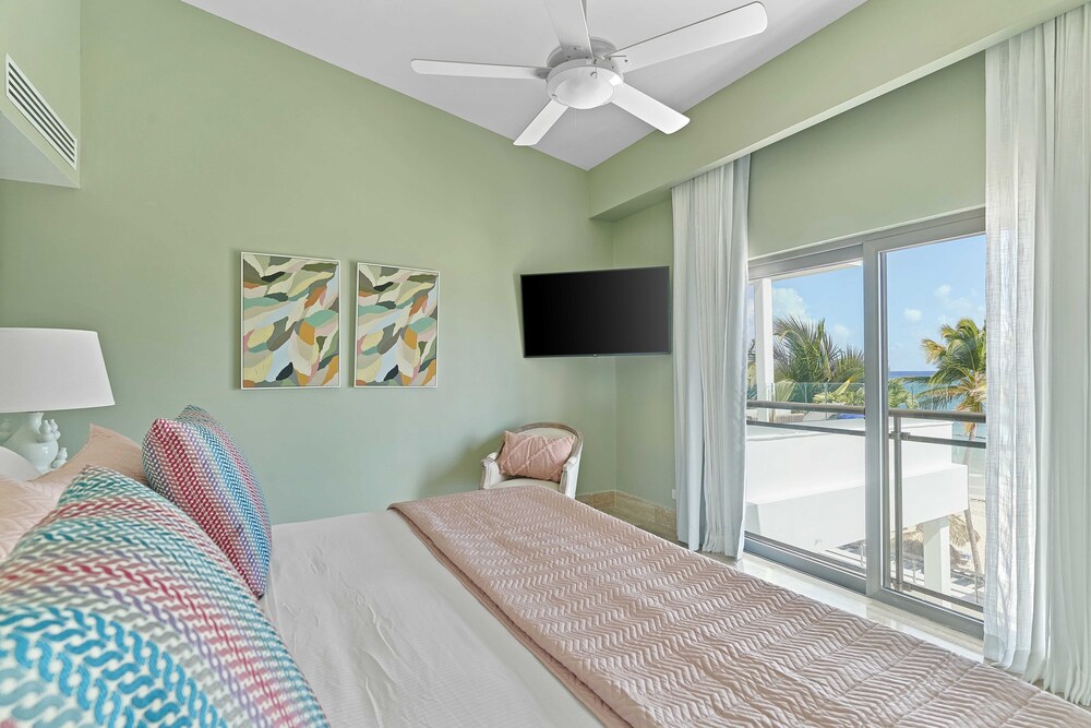 Costa Atlantica Beach Condos