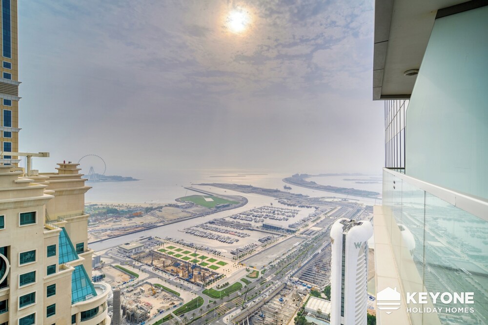 Captivating Sky & Sea Views in Two Bedroom Suite