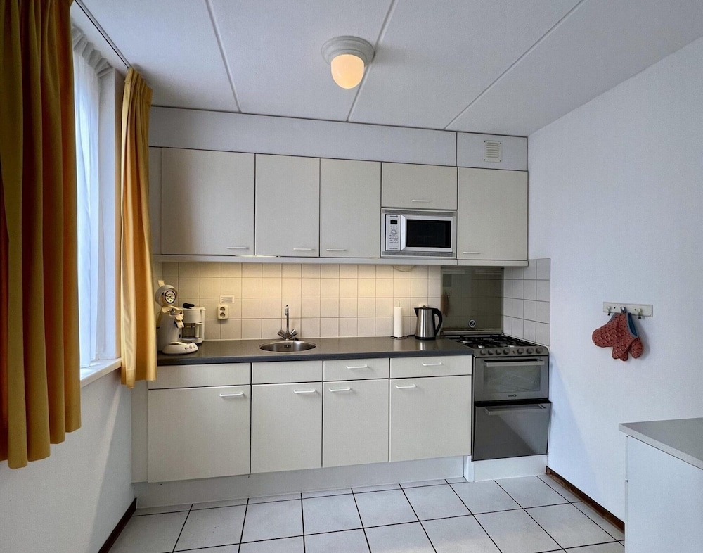 Holiday Bungalow With Wifi Near Beach