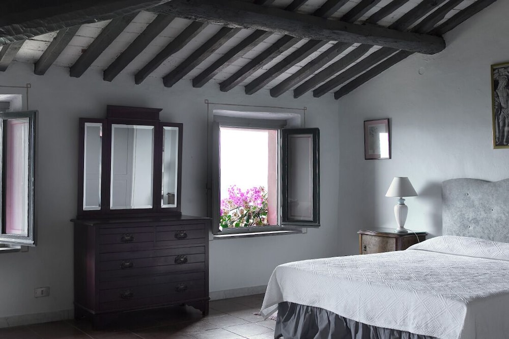 Peralta Tuscany