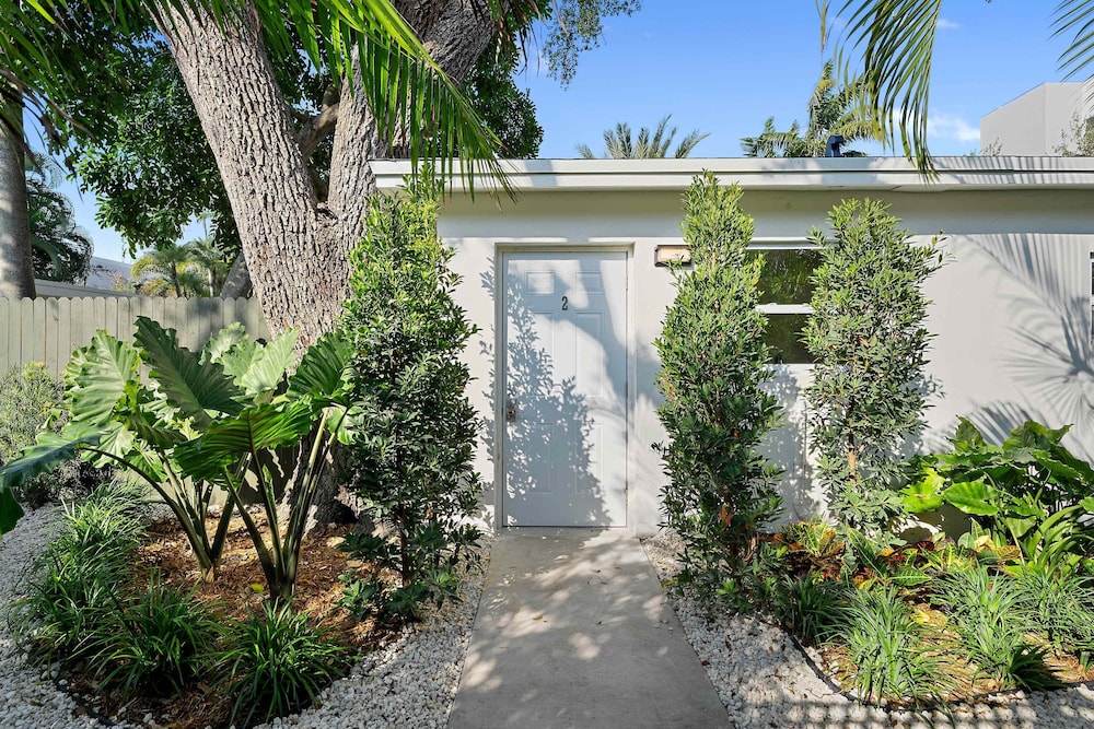 921 Apartment 2 in Fort Lauderdale