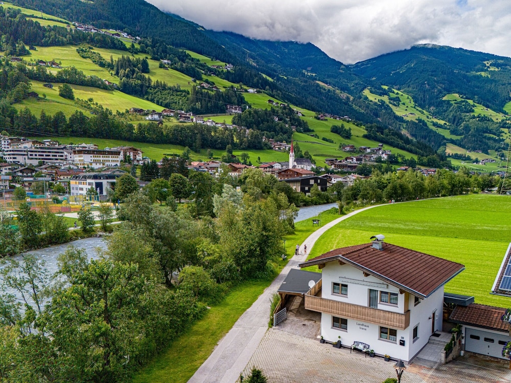 Chalet in Zillertal Near Ski Slopes