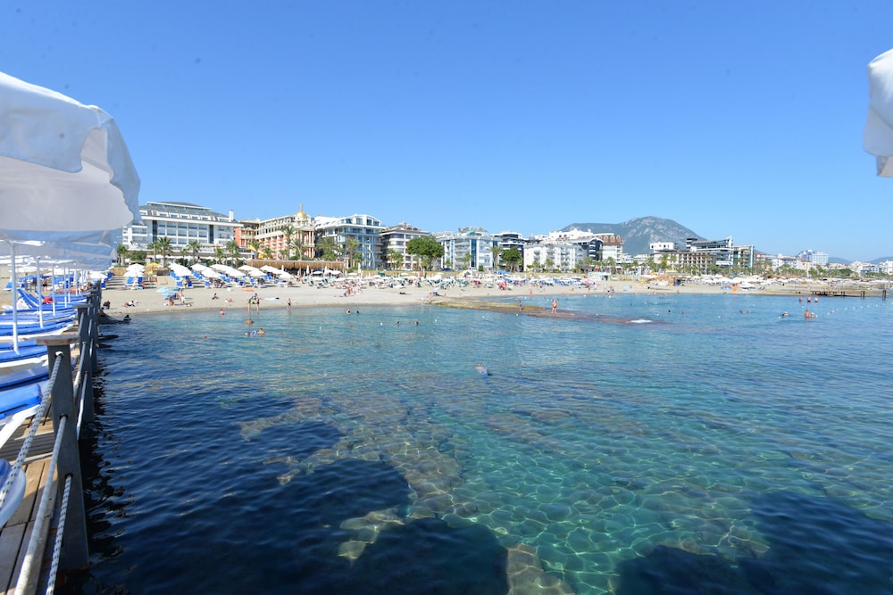 White Gold Hotel & Spa - Image 58