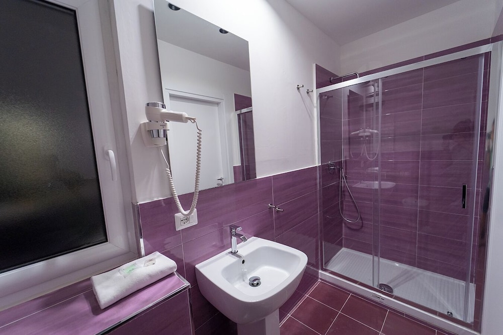 H.R. BOUTIQUE PORTO NAPOLI CENTRO by ClaPa Group Dislocated Hospitality