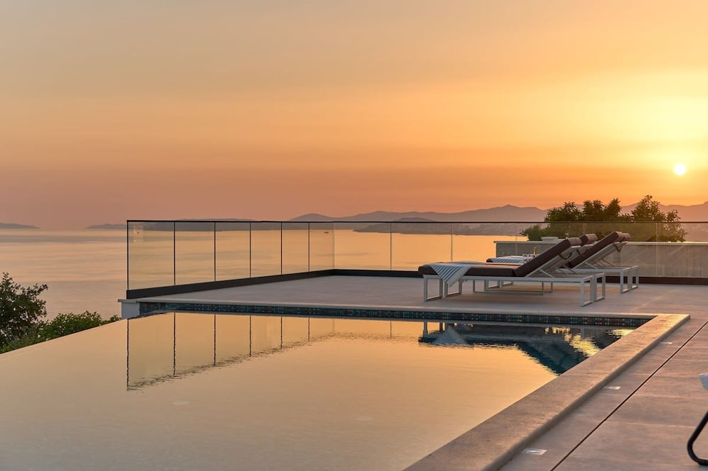 Villa Sunset - Luxury Adriatic Sea View Estate