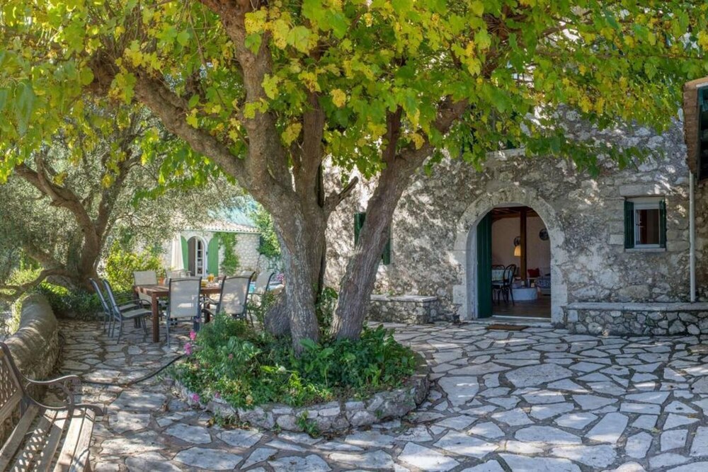The Old House Guest House - Collection Villas view 3