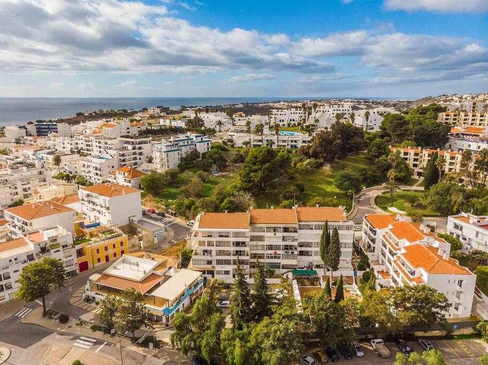 Casa Santa Maria - Sea View - 500m to Beach - Wifi