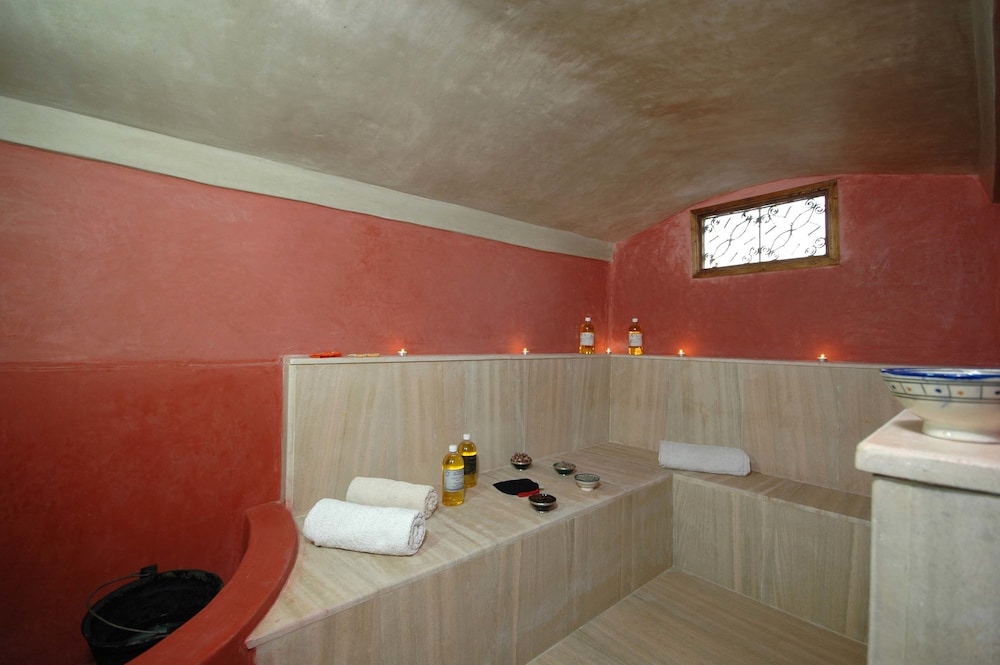 Photo 43