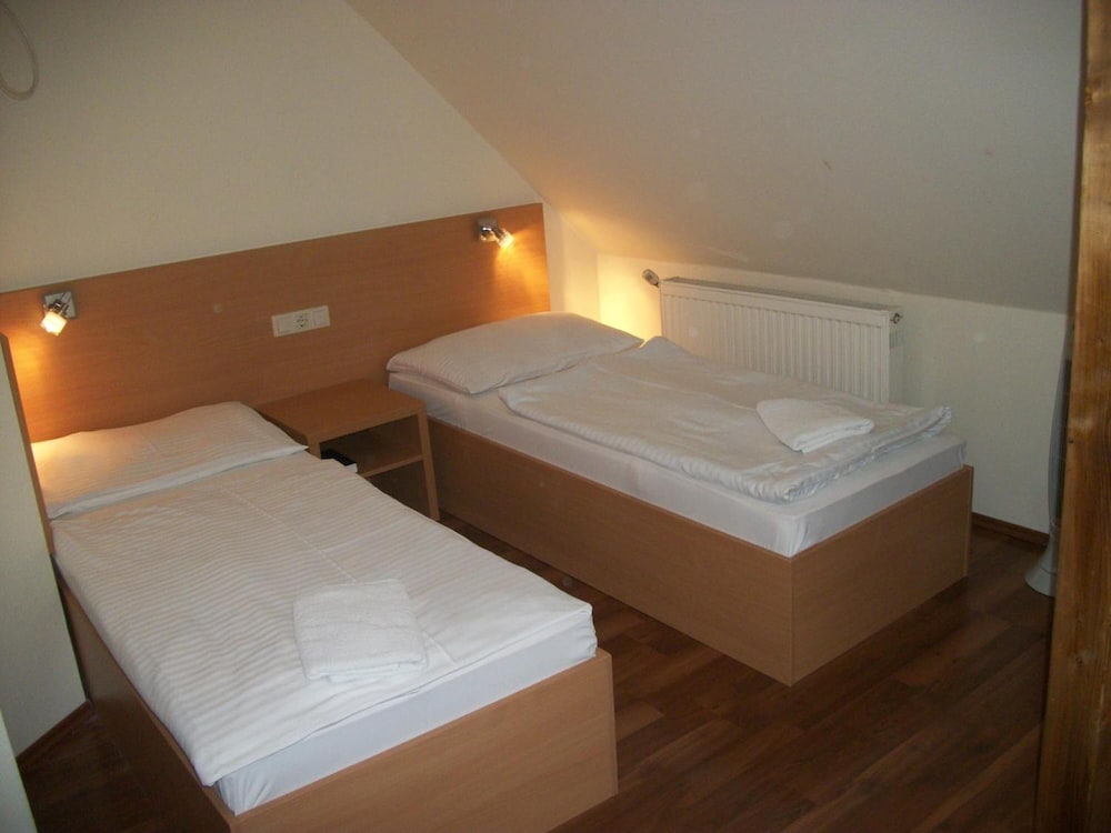 Hotel Viktória Vendégház