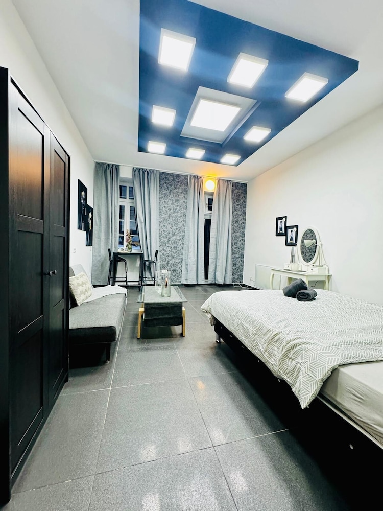 Stylish Studio Apt Near Rathausplatz