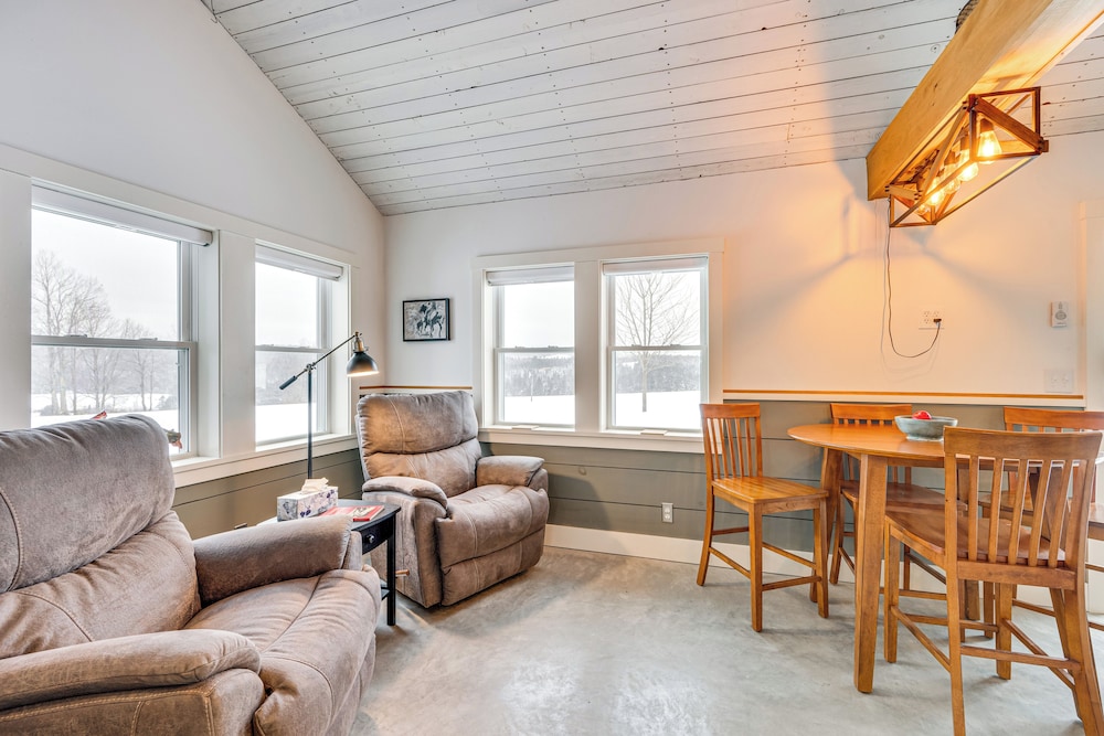 Ride From Your Door: Cabin w/ Vast Trail Access!