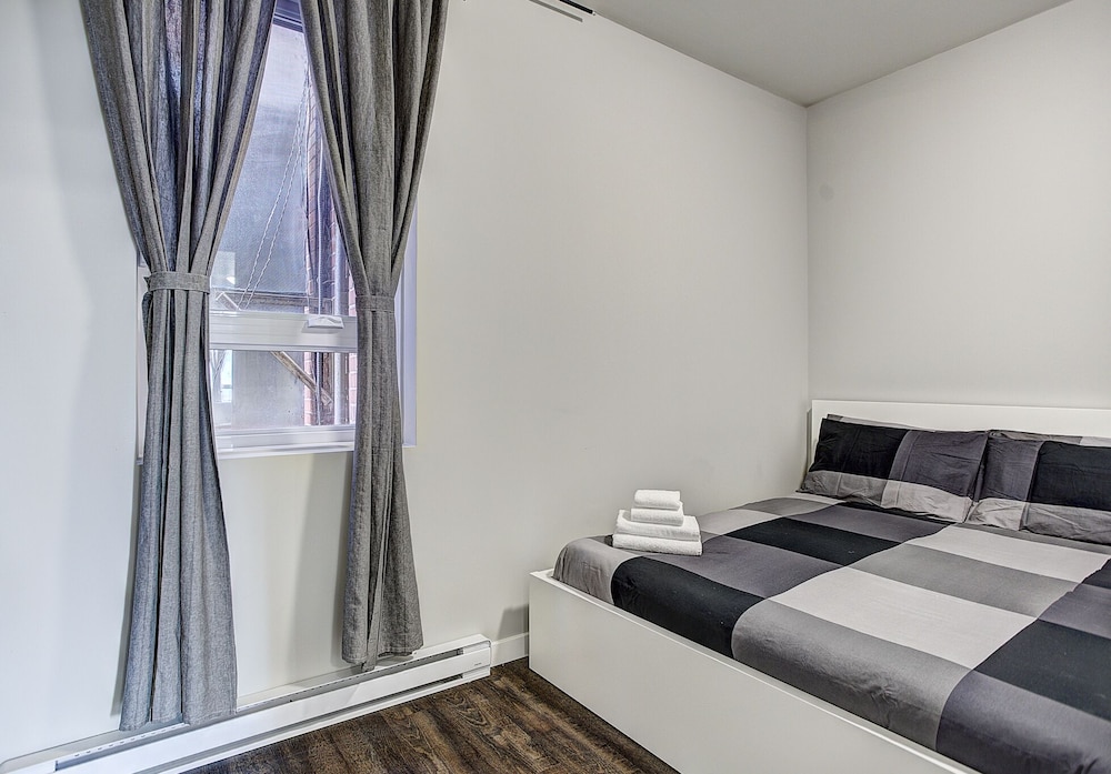 DestinationStays-University of Montreal-4