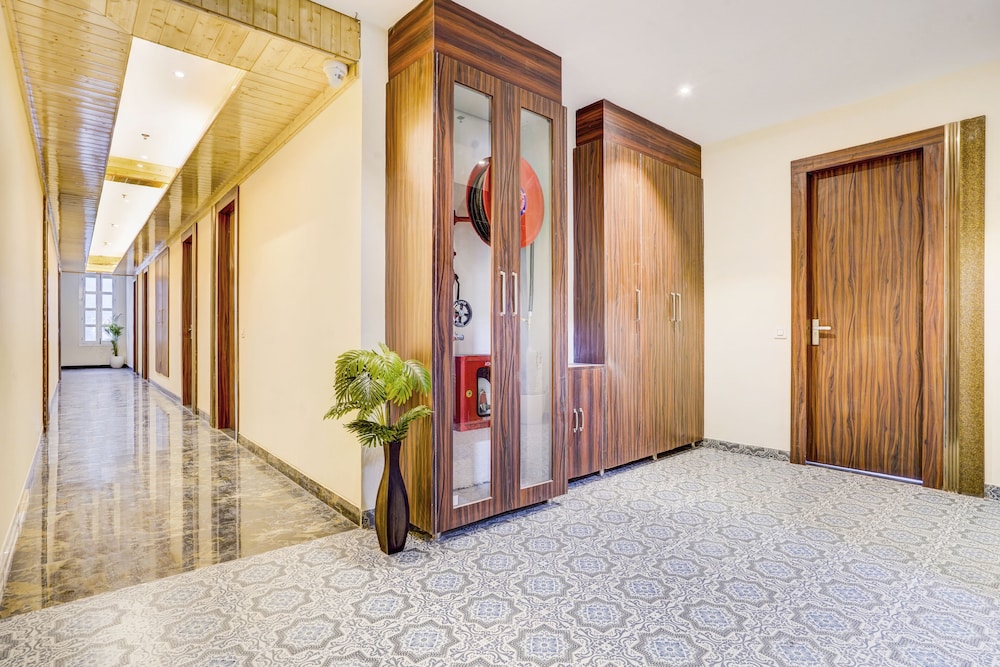 Alaya Stays Serene Woods Hotel Near Mall Road