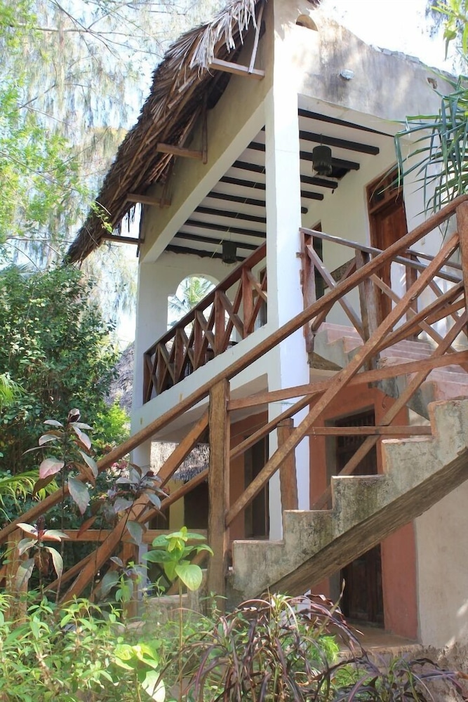 Casa Umoja Guesthouse