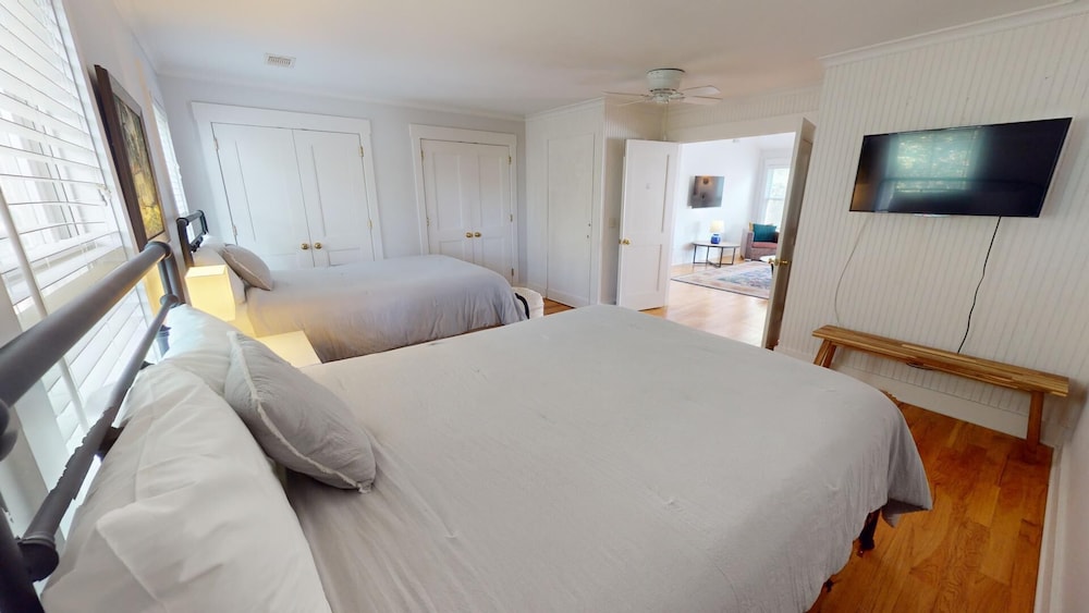 Miss Us Howl by Tybee Vacation Rentals