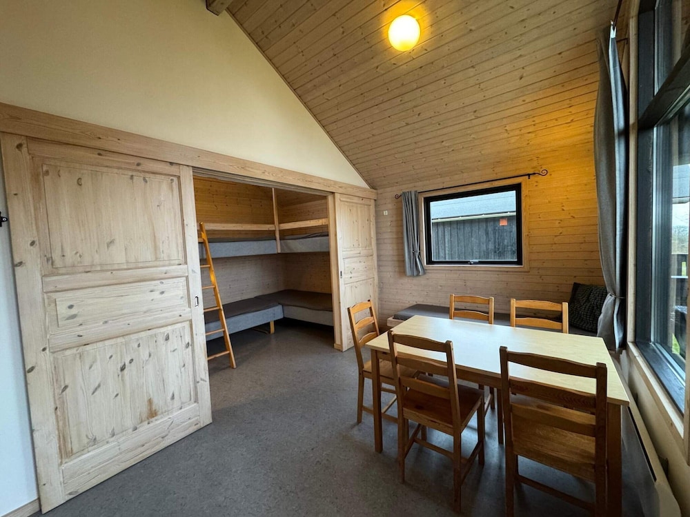 5 Person Holiday Park Home in Ronde