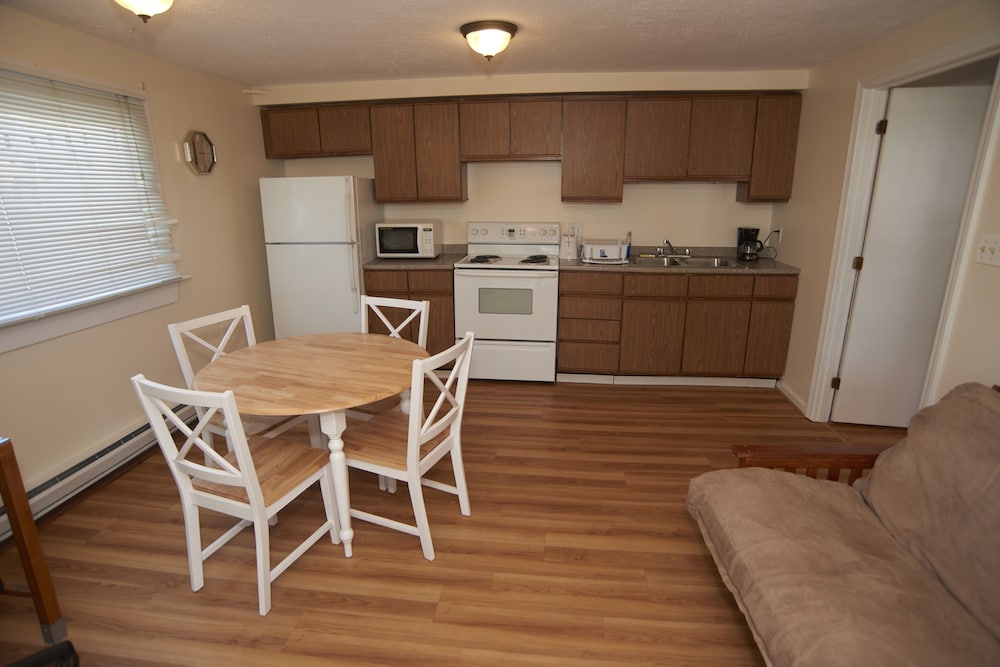 Marguerite Motel