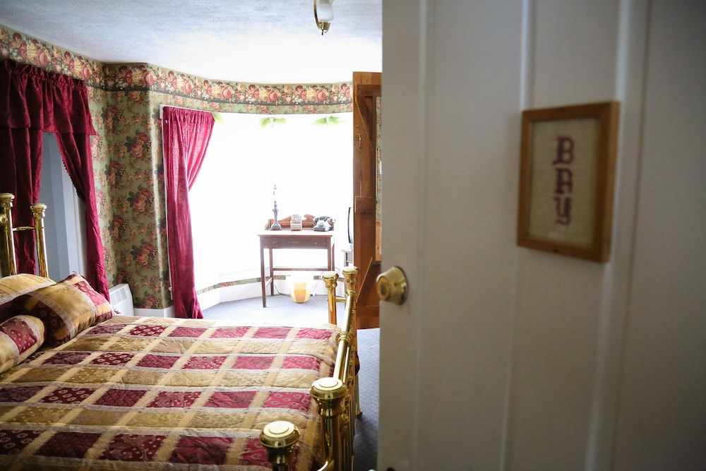 Plymouth Vacations - Salt Ash Inn - Property Image 136