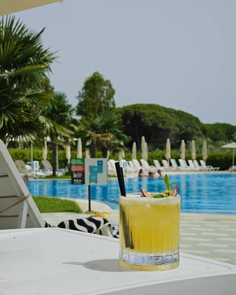 Spacious Apartment by the Beach - Tulipani