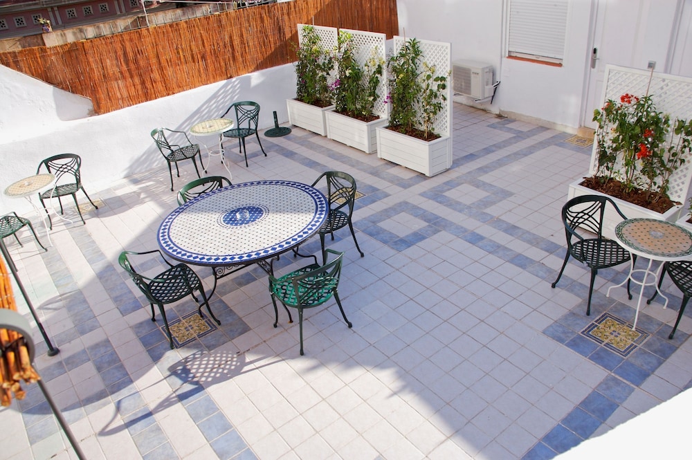 Hostal Colkida - Image 1