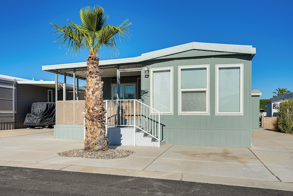Pool, Hot Tub & Tennis Courts: Yuma Home Near Dtwn