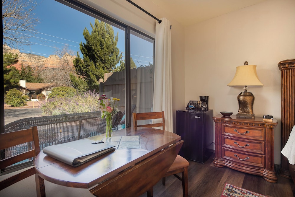 Whispering Creek B&B