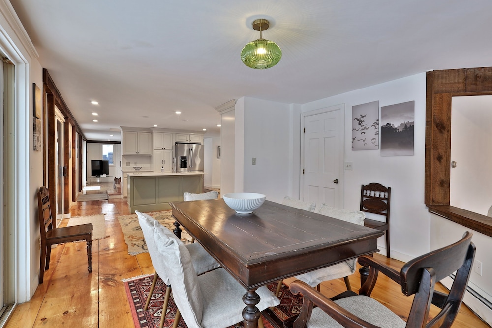 Mountainview Escape 4 Bedroom Home