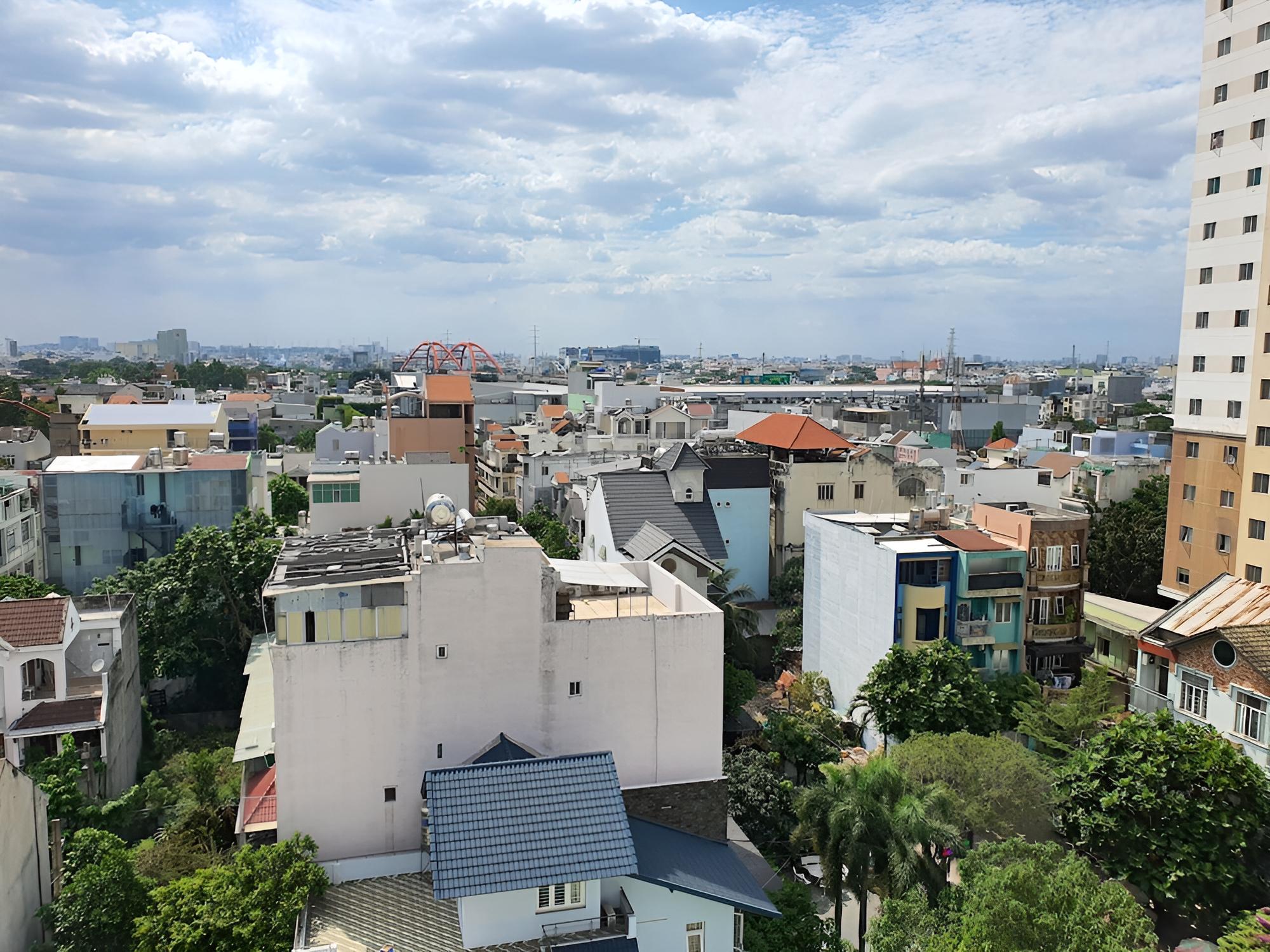 The Six Hotel - Hoang Long Son 3