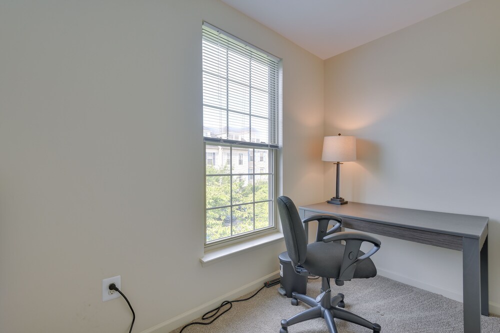 Owings Mills Townhouse: 8 Mi to Liberty Reservoir! - Property Image 11
