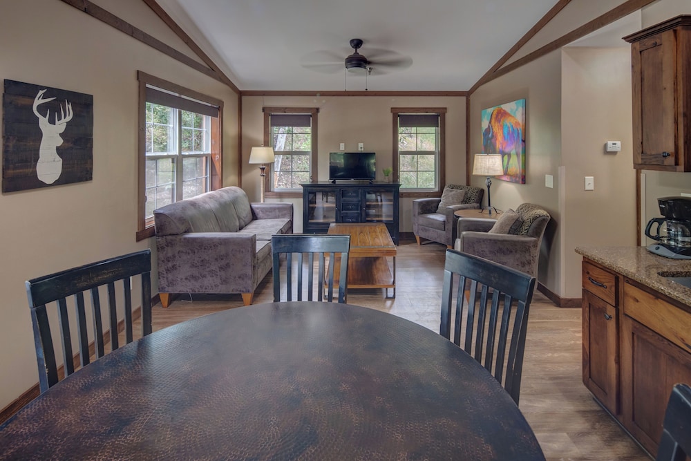 State Game Lodge at Custer State Park Resort