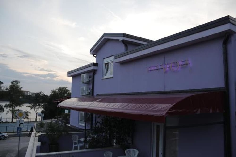 ApartHotel Viola